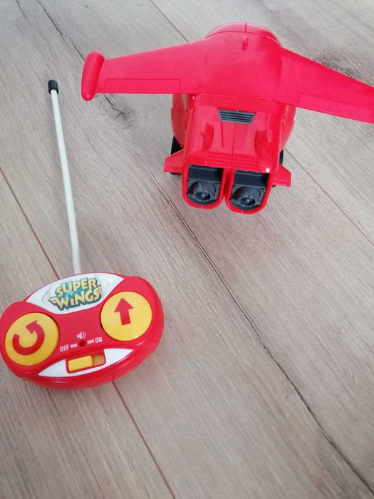 Zabawka samolot super wings jetek na pilota