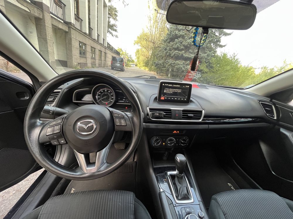 Mazda 3 2016 рік