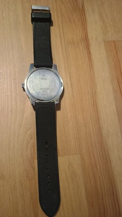 Zegarek damski Guess srebrny z cyrkoniami