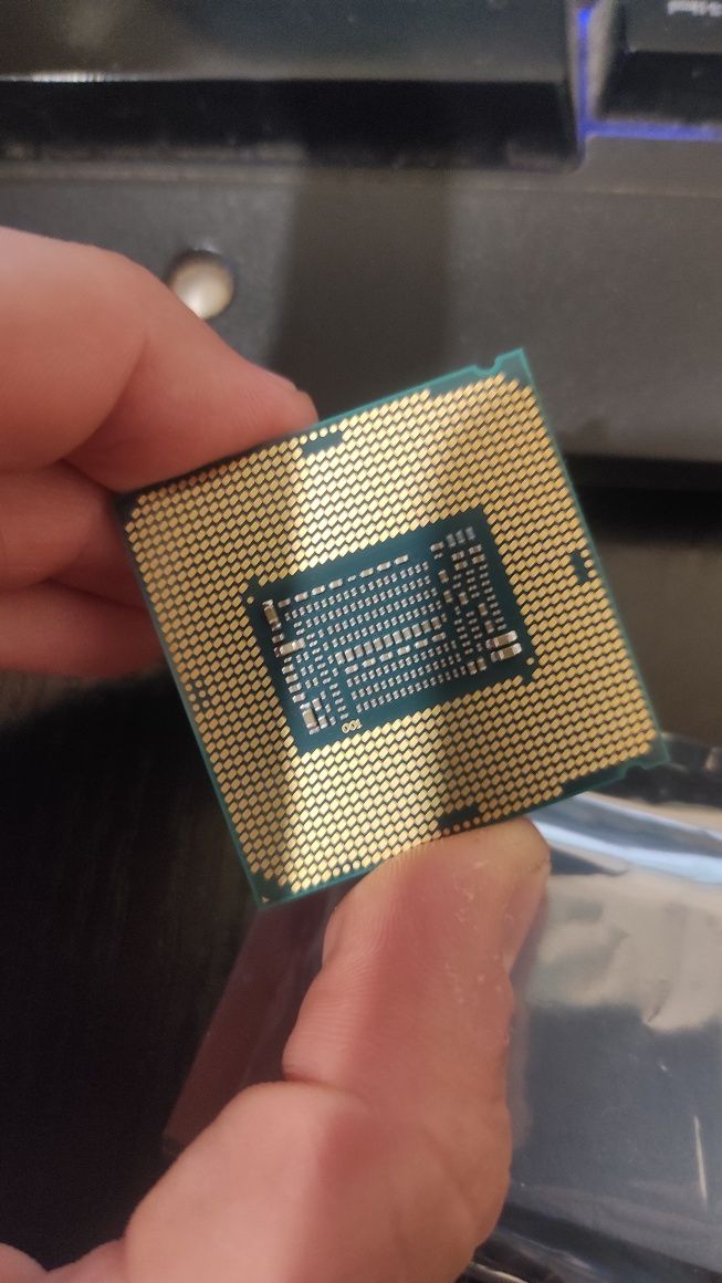 Ігровий процесор Intel Pentium Gold G5400 3.7GHz/8GT/s/4MB s1151