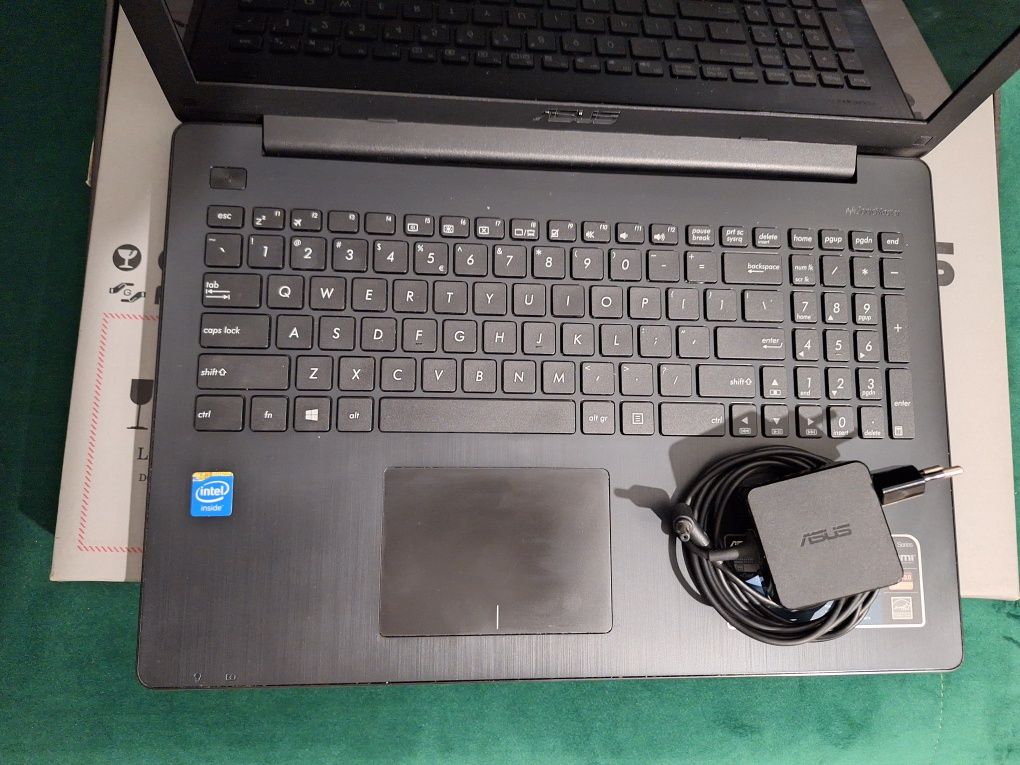 Laptop Asus W super stanie