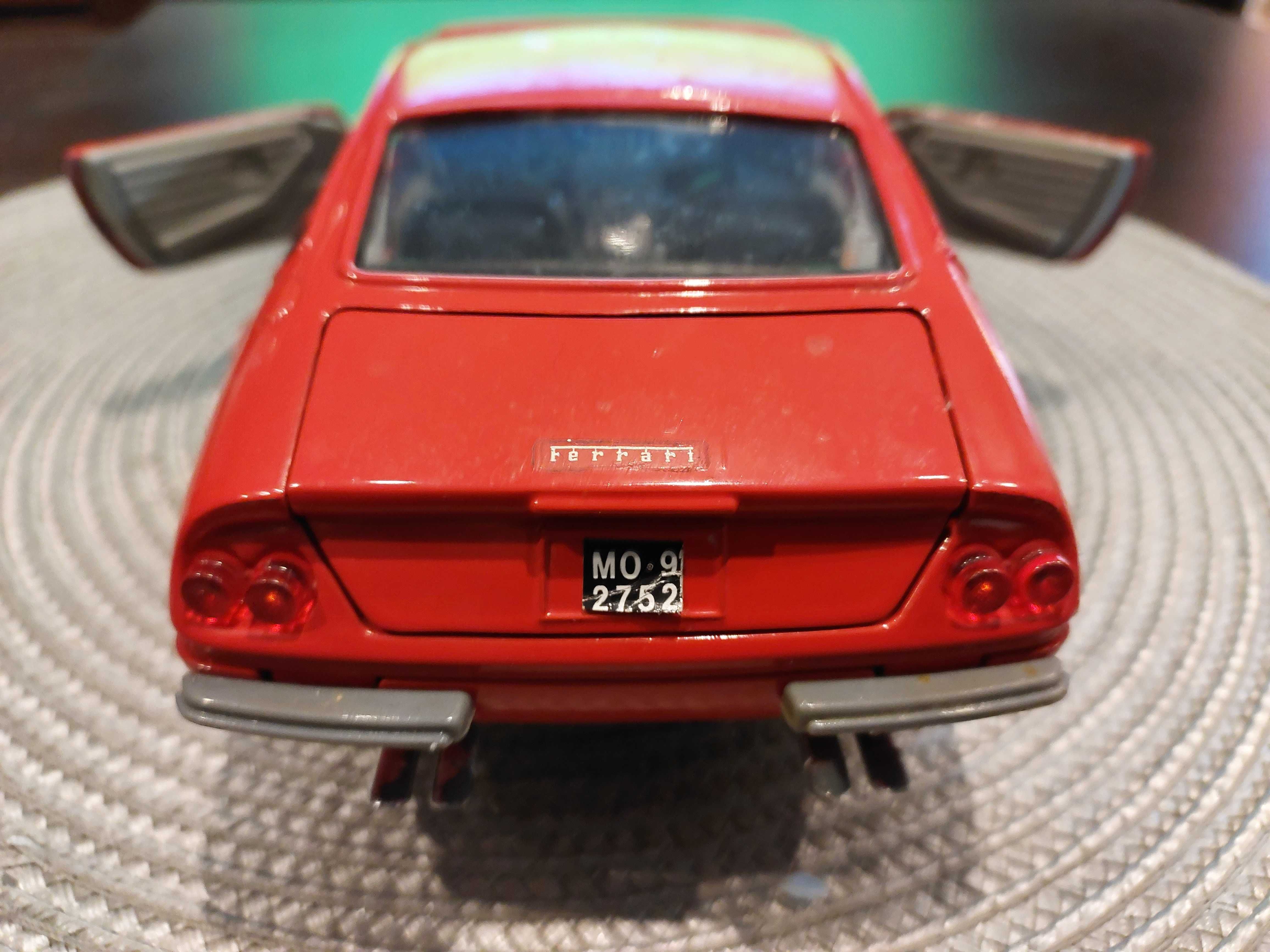 Ferrari  365 GTB-4 DAYTONA 1969 GIODI 1/18