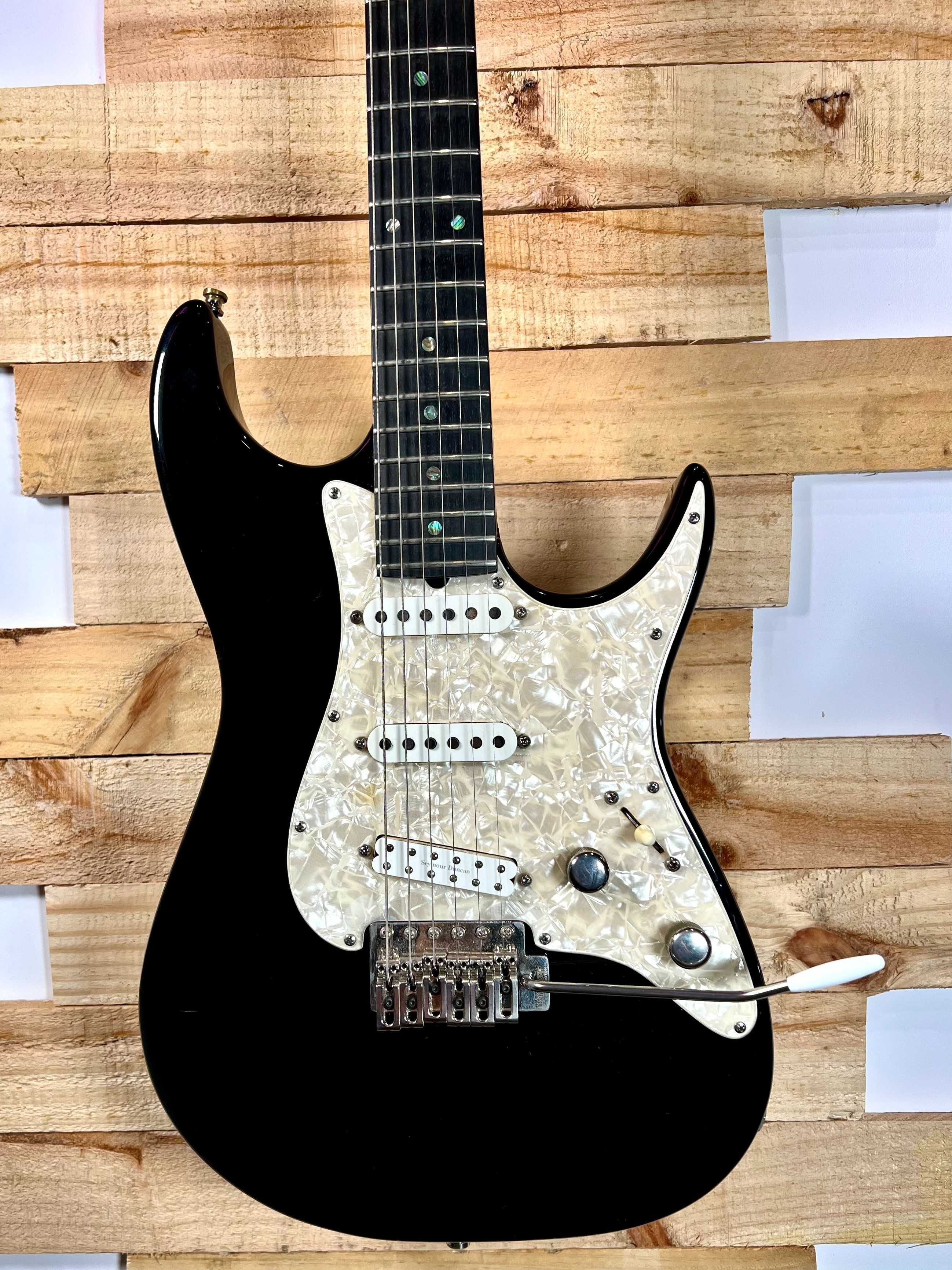 Zion Radicaster 1996 czarny (Stratocaster)