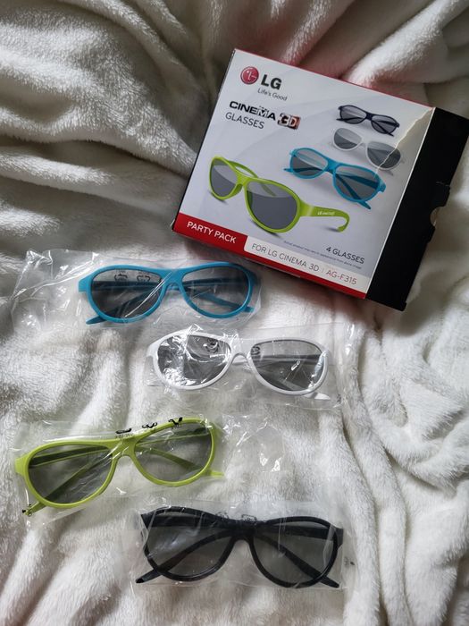 Okulary 3D zestaw 4 sztuk