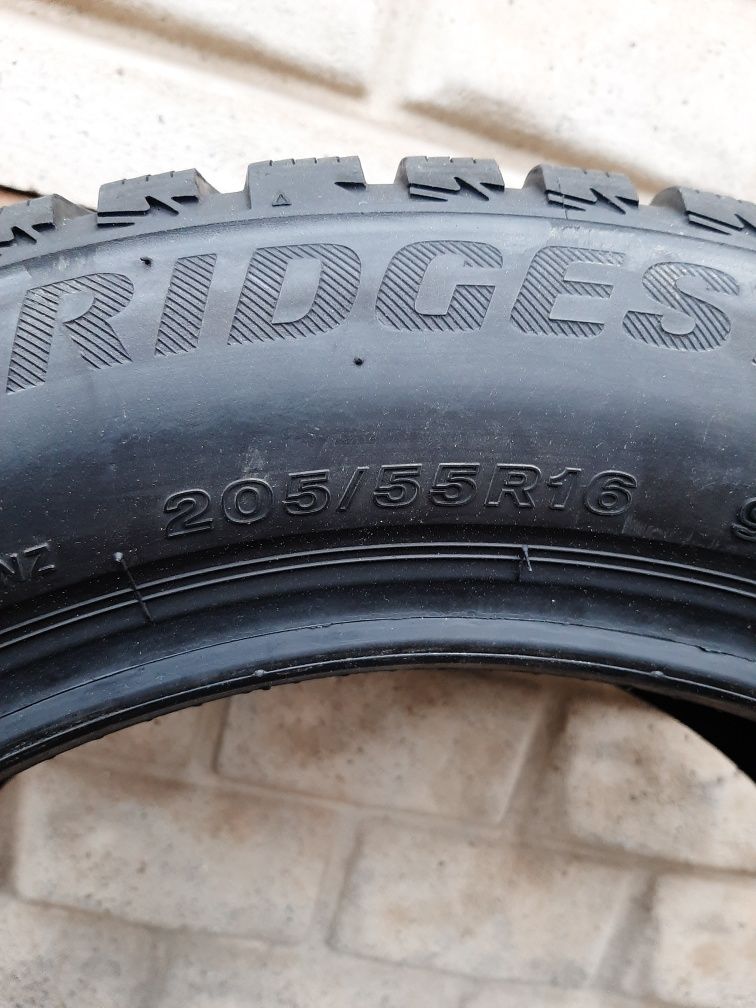 205 55 16 Bridgestone Blizzak lm 001