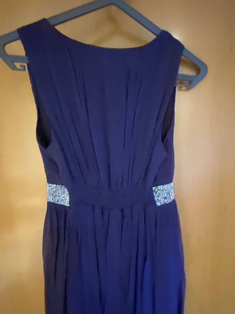 Vestido cerimónia com cinto brilhantes marca Queenie (Paris)