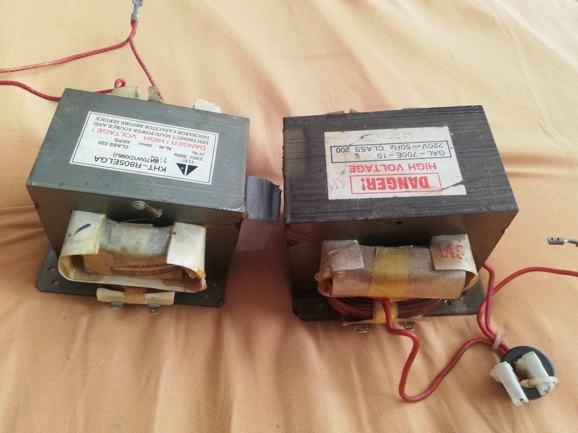 Transformator x2  z mikrofalówki
