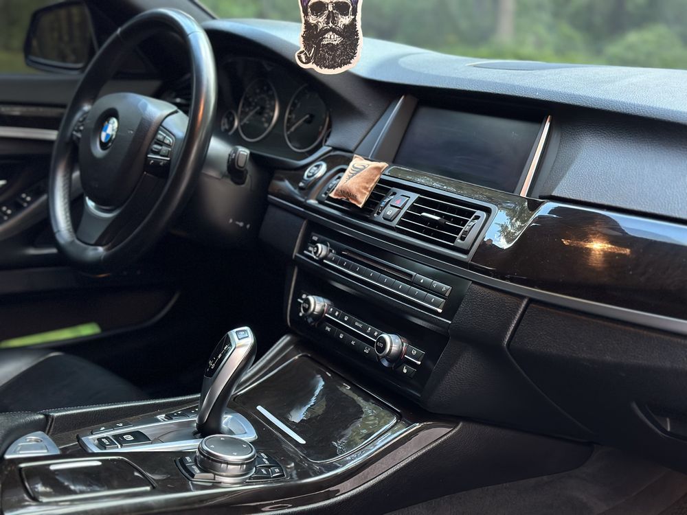 Продам BMW F10 535i рест в Идеальном состоянии