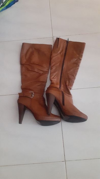 Botas Camel Cano Alto ( Foreva)
