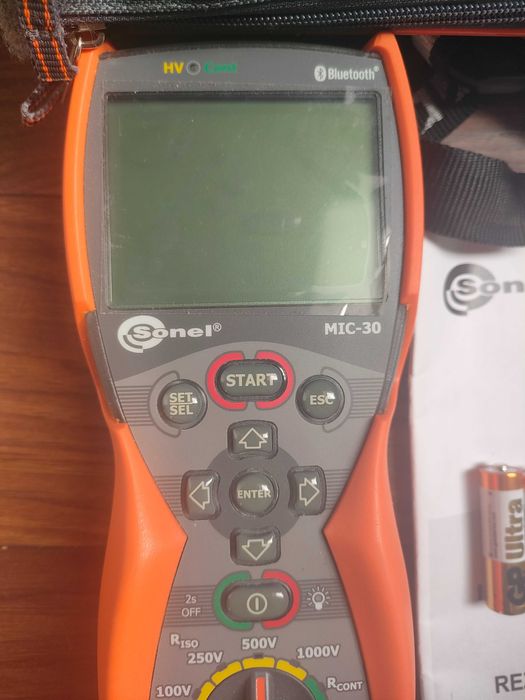 Miernik rezystancji izolacji Sonel Mic-30