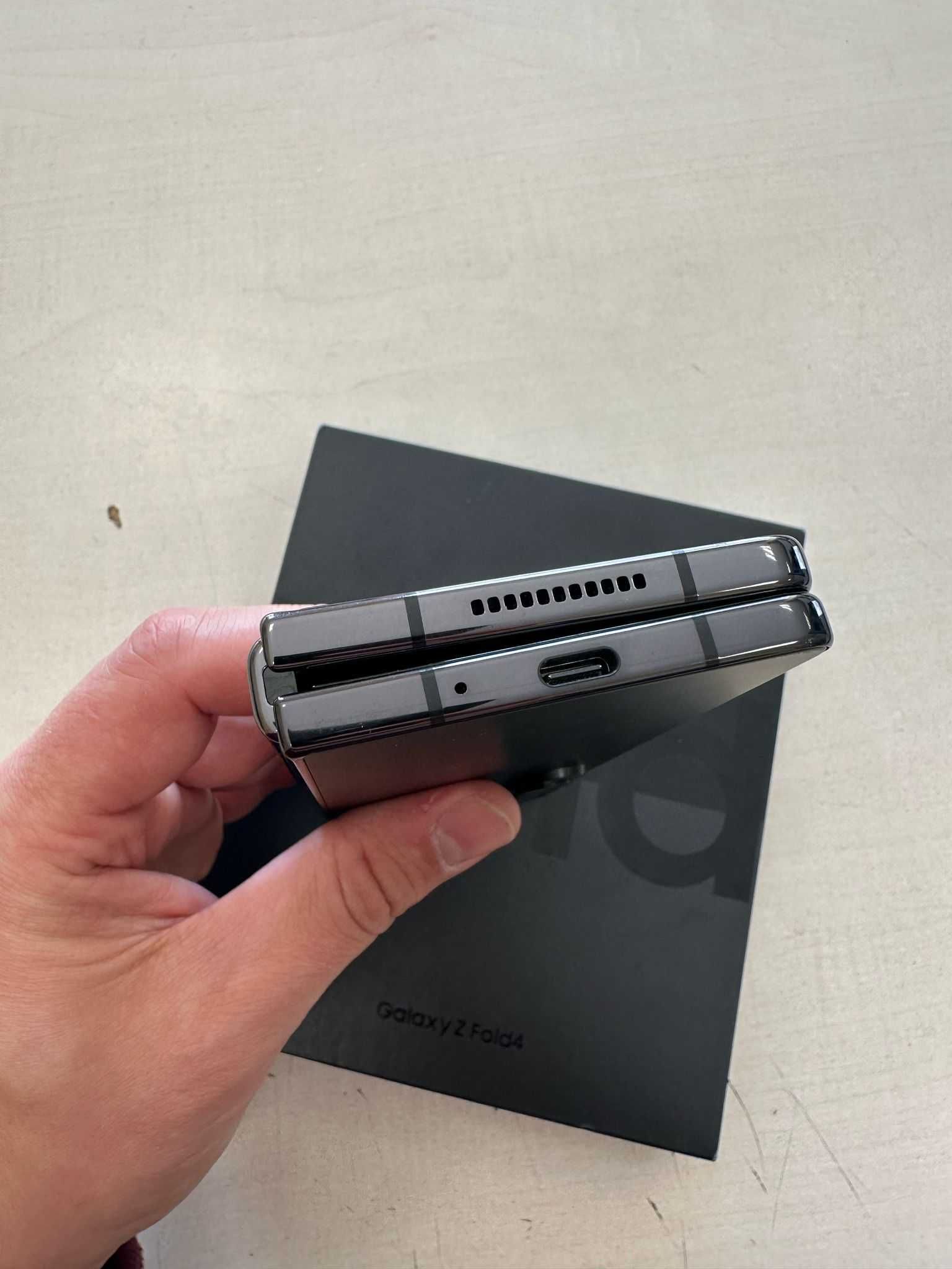 Samsung Galaxy Z Fold 4 12/256GB Czarny Górna Wilda 72