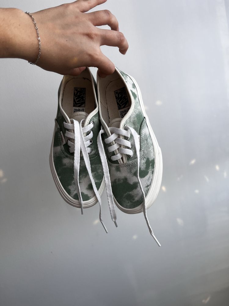 Buty Vans klasyczne rozmiar 34 niskie trampki