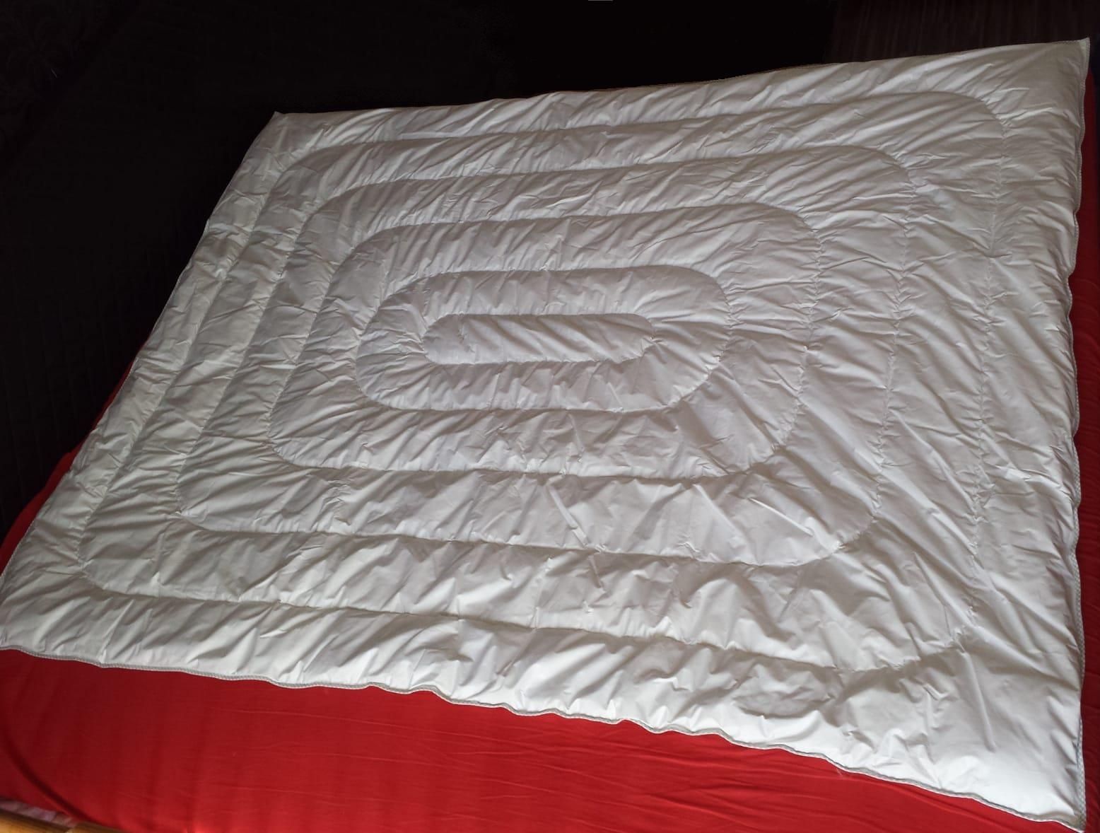 Koładra 160 x 200cm całoroczna z wsadem z runa 100% alpaka Monalpi