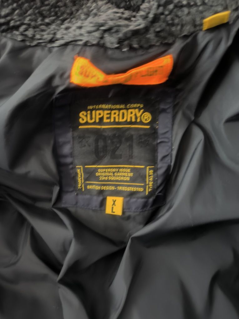 *** OKAZJA Piękna męska kurtka zimowa marki SUPERDRY rozmiar XL-54***