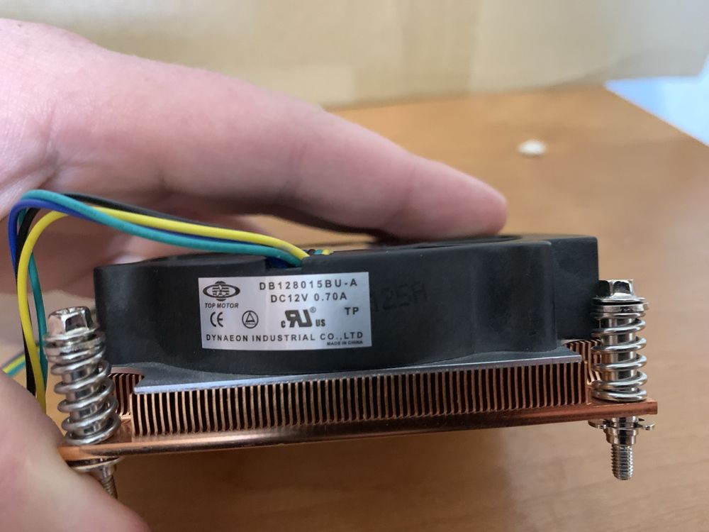 Dynatron DB128015BU-A вентилятор для компактних систем на сокеті 115x