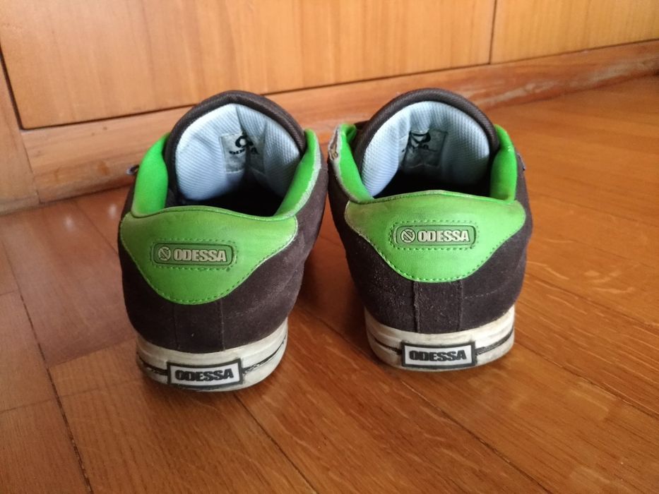 Sapatilhas ODESSA 43 em bom estado