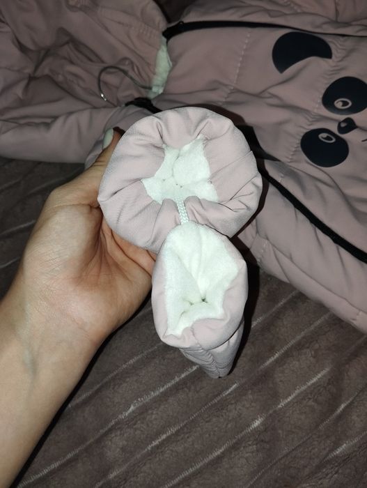 Продам зимовий комбінезон для дівчинки 74 р