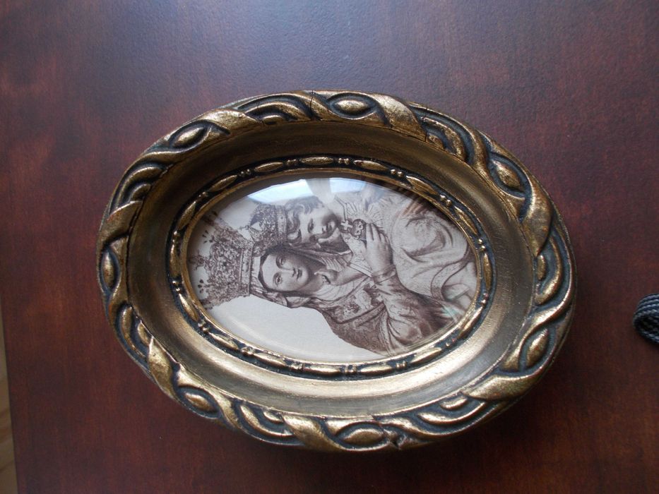 Zabytkowa ramka owalna złocona wypukła szybka, stary obrazek religijny