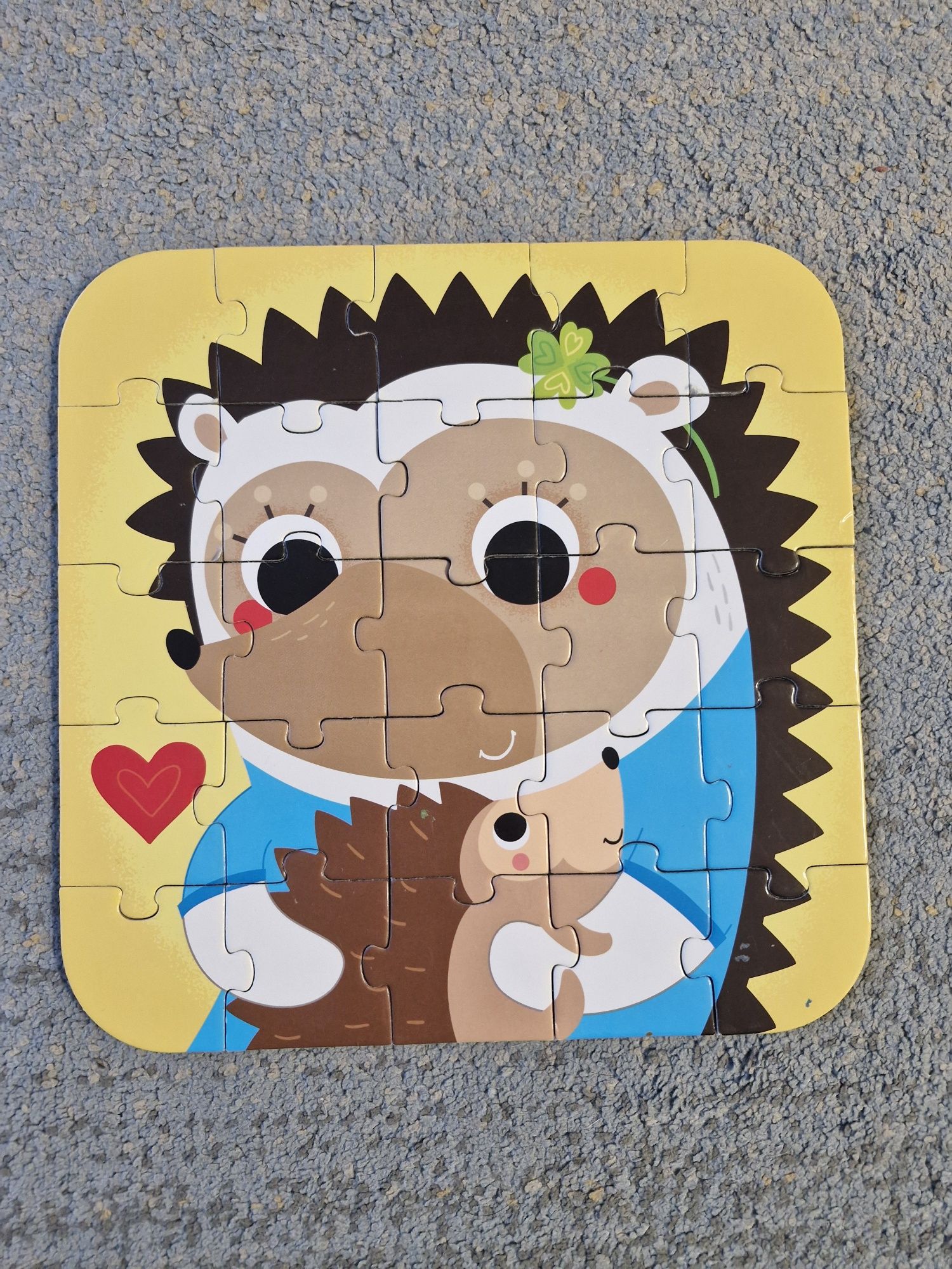 Puzzle dla dziecka dzieci Czu Czu Jeżyki 3+