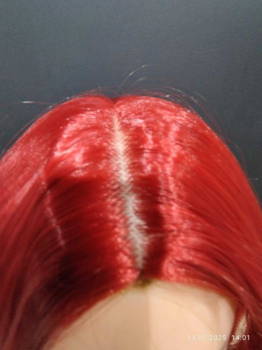 Peruka Siudus. Włosy delikatnie falowane, długie