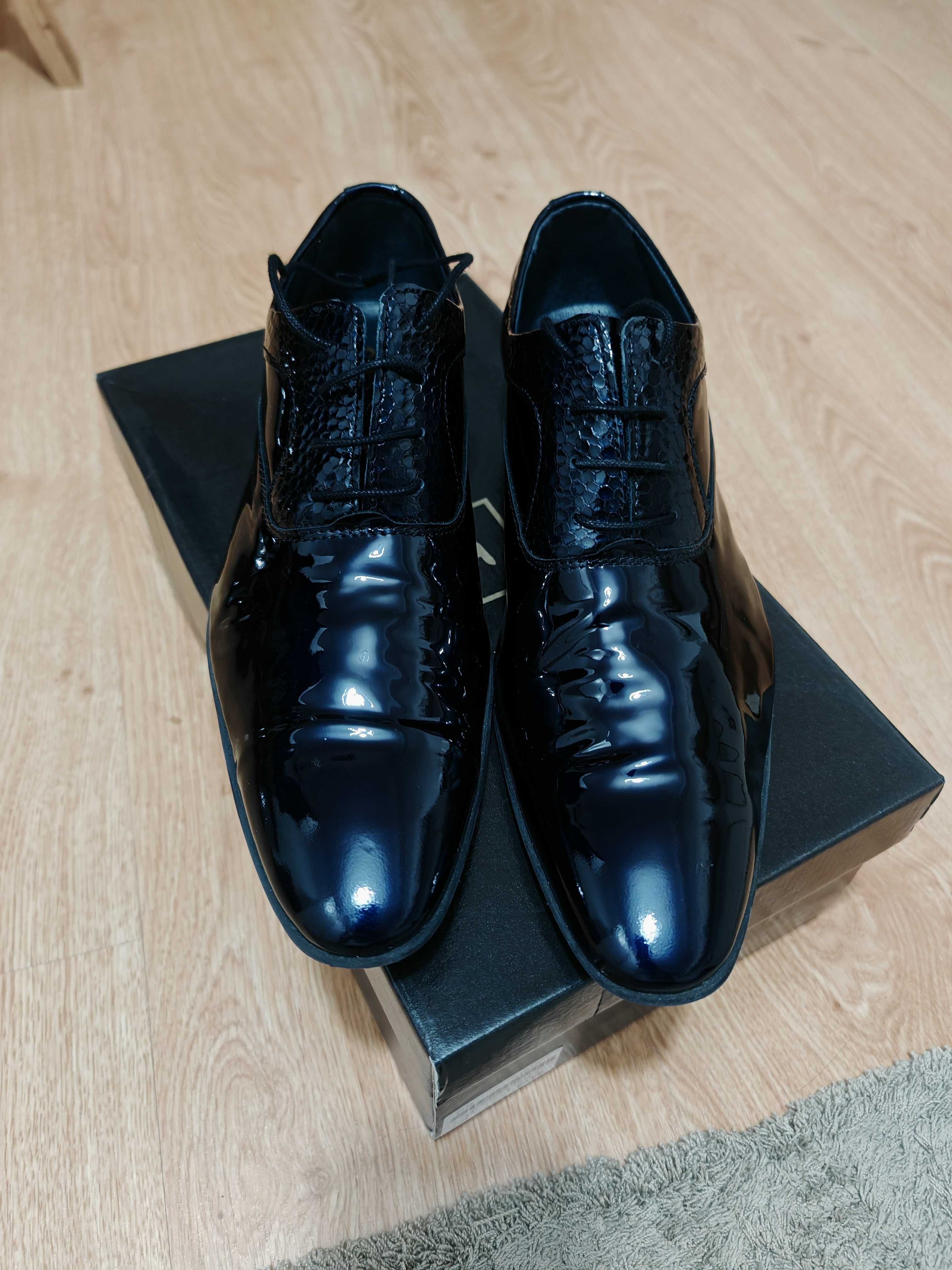 Sapatos cerimónia Homem T42 - Suits Inc