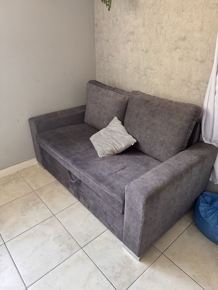 Sofa z funkcja spanka