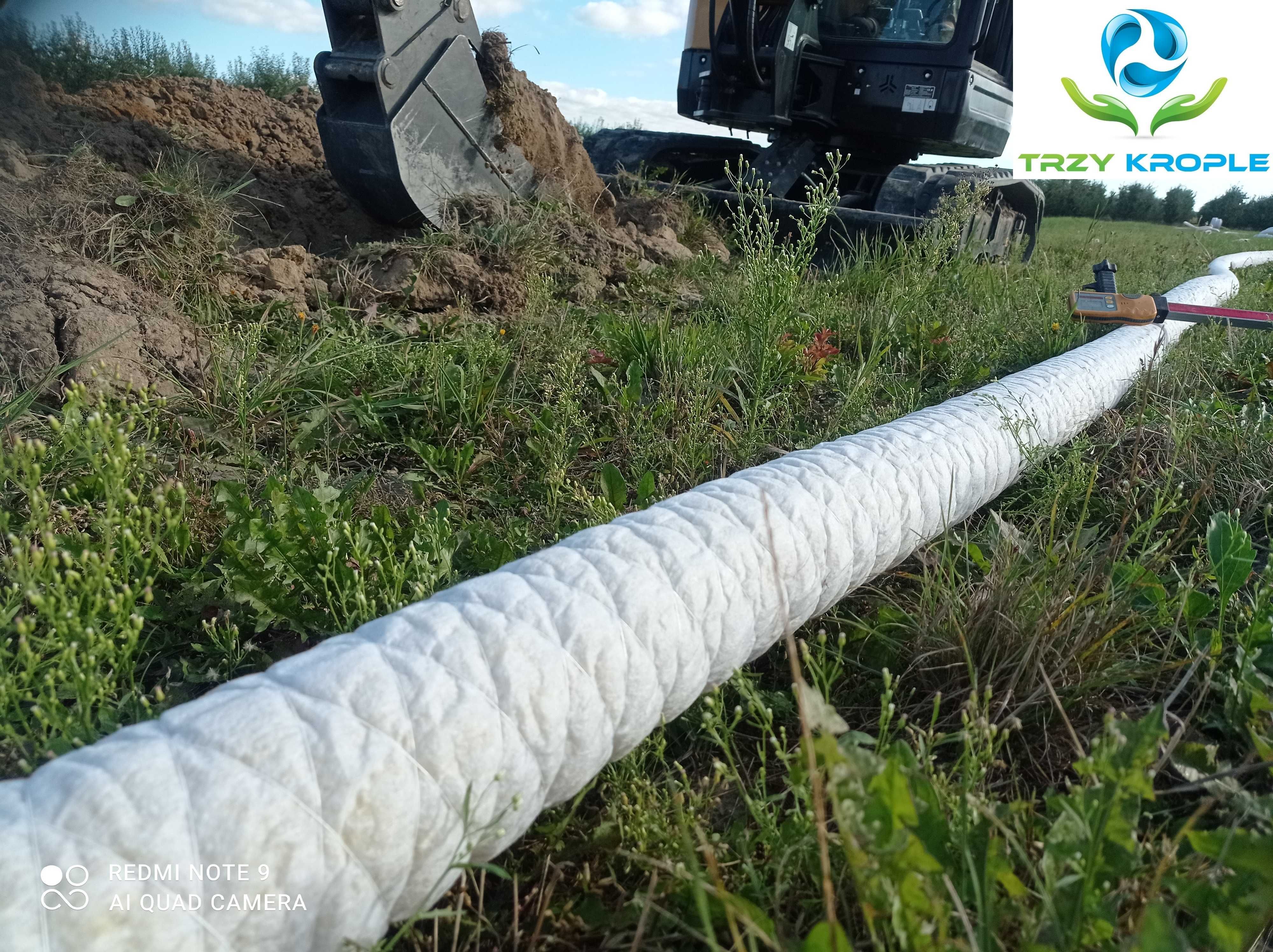 Rura drenarska odwadniająca osuszajaca z dziurkami fi 100 w otulinie