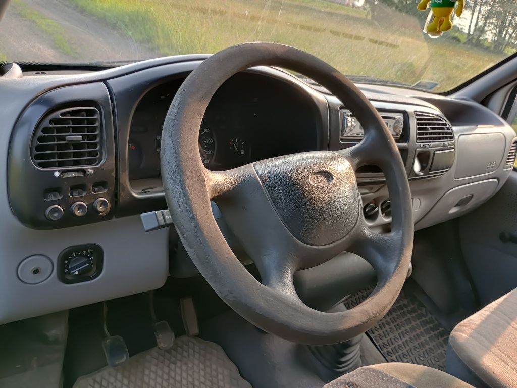 Ford Transit/Tourneo 9 osobowy