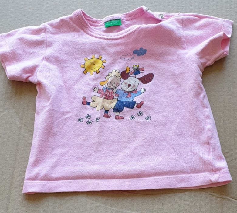t-shirt benetton recém-nascida em bom estado
