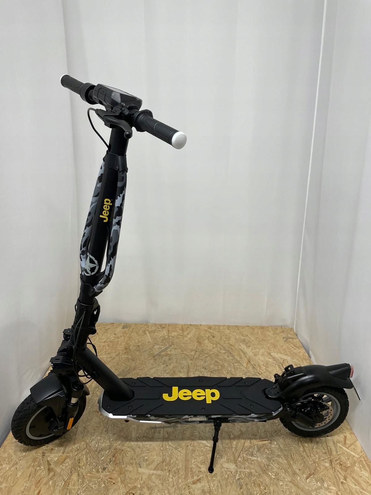 Hulajnoga elektryczna Jeep 2xe Urban Camou