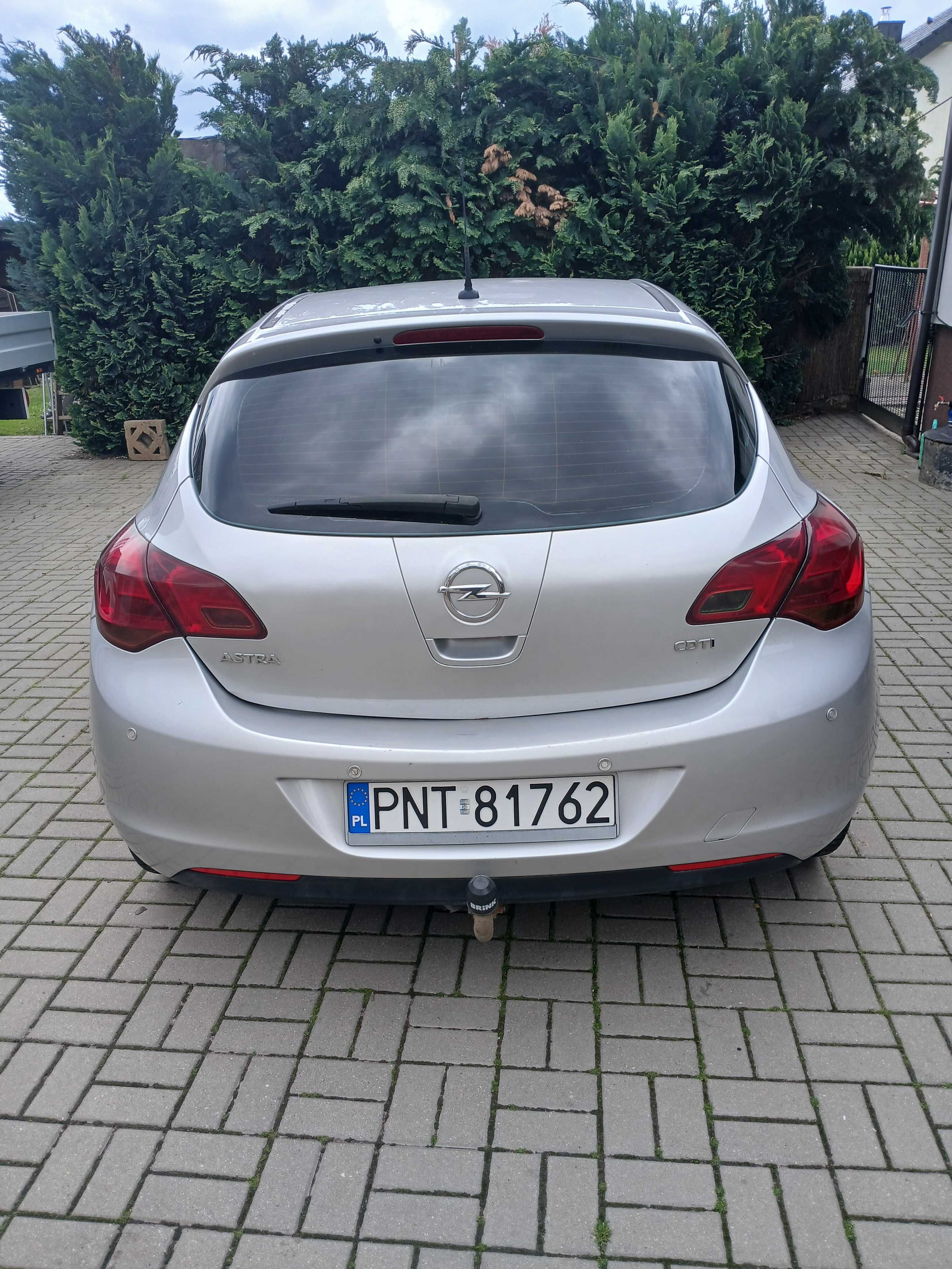 Opel Astra J 1.7 CDTI