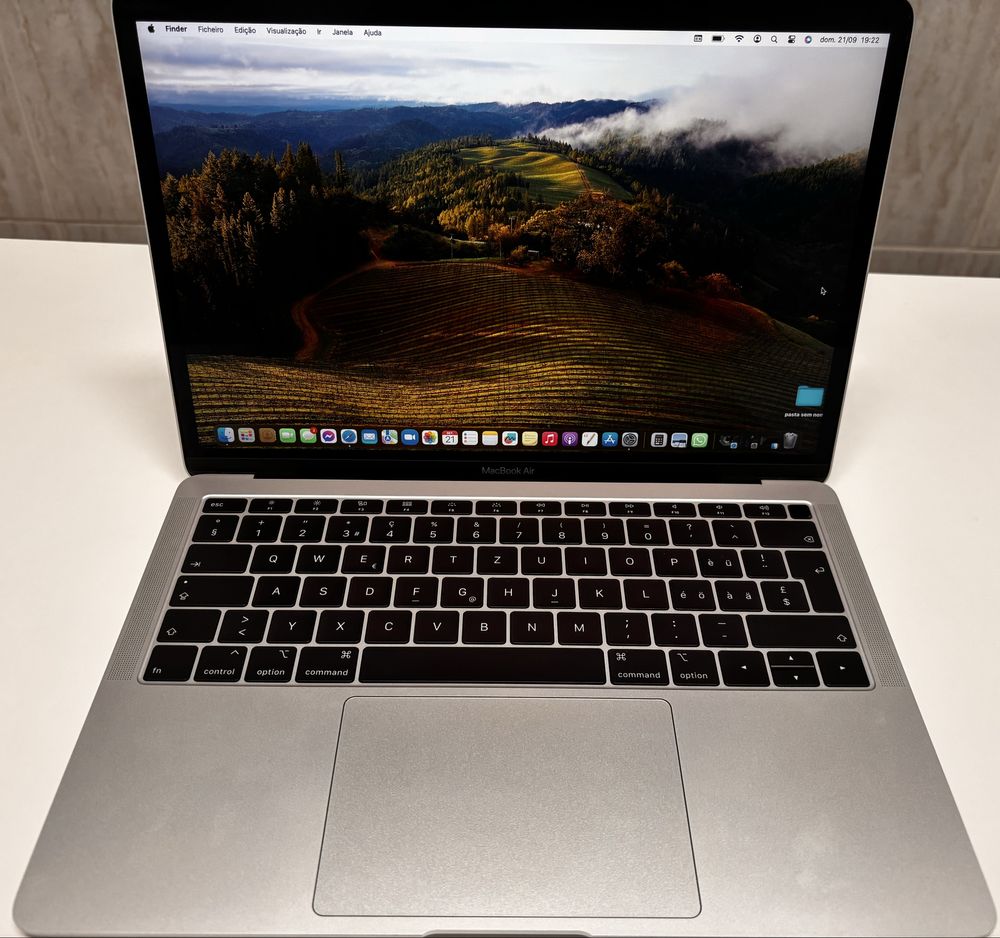Apple MacBook Air