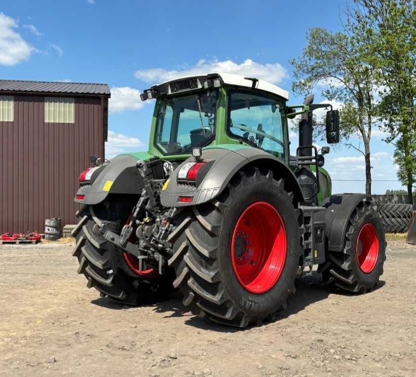 Fendt 826vario S4
