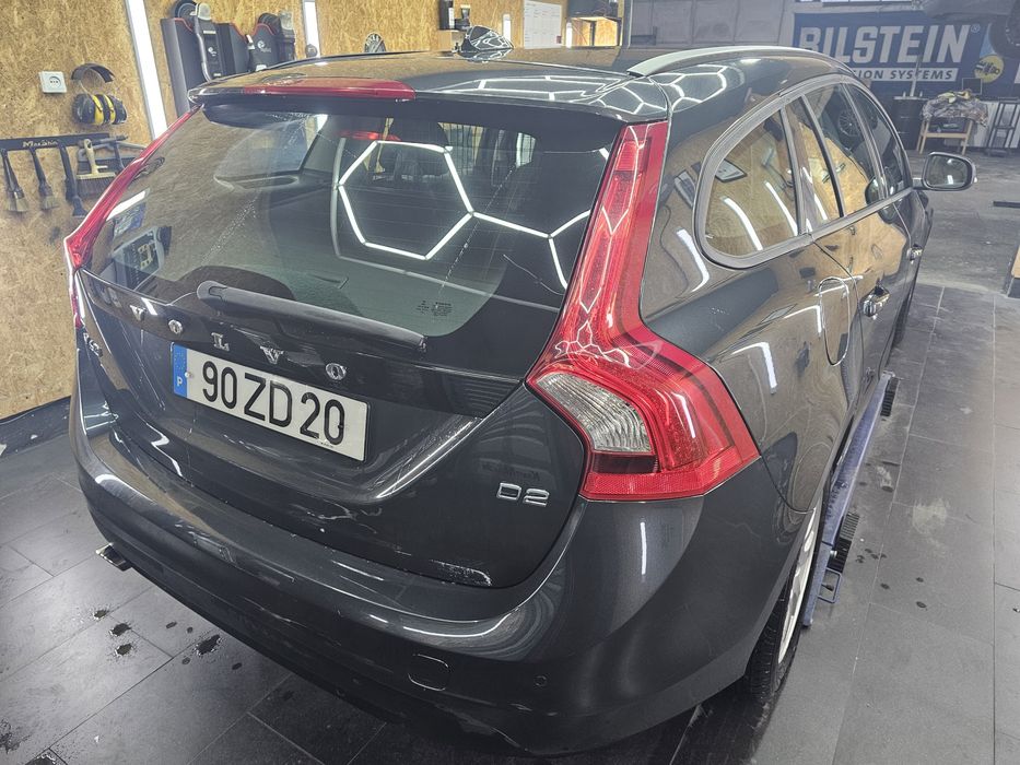 Volvo v60 1.6 D2