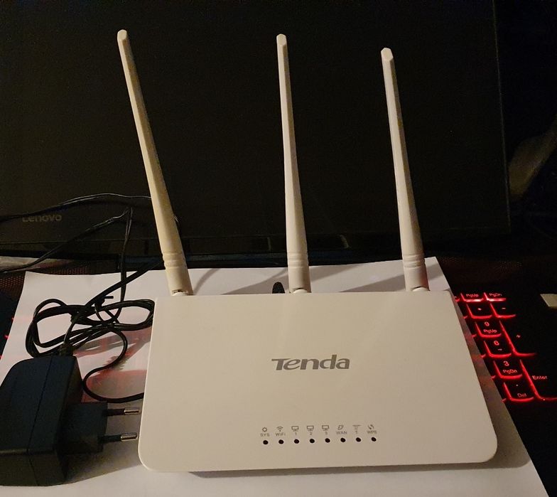 Router Wifi Tenda F3 N300 abgn