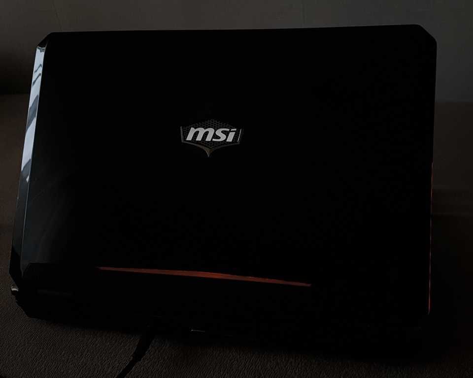 Laptop MSI GT683 15,6" FHD, GTX 770M, SSD 256GB, I5-2430M, 8GB RAM