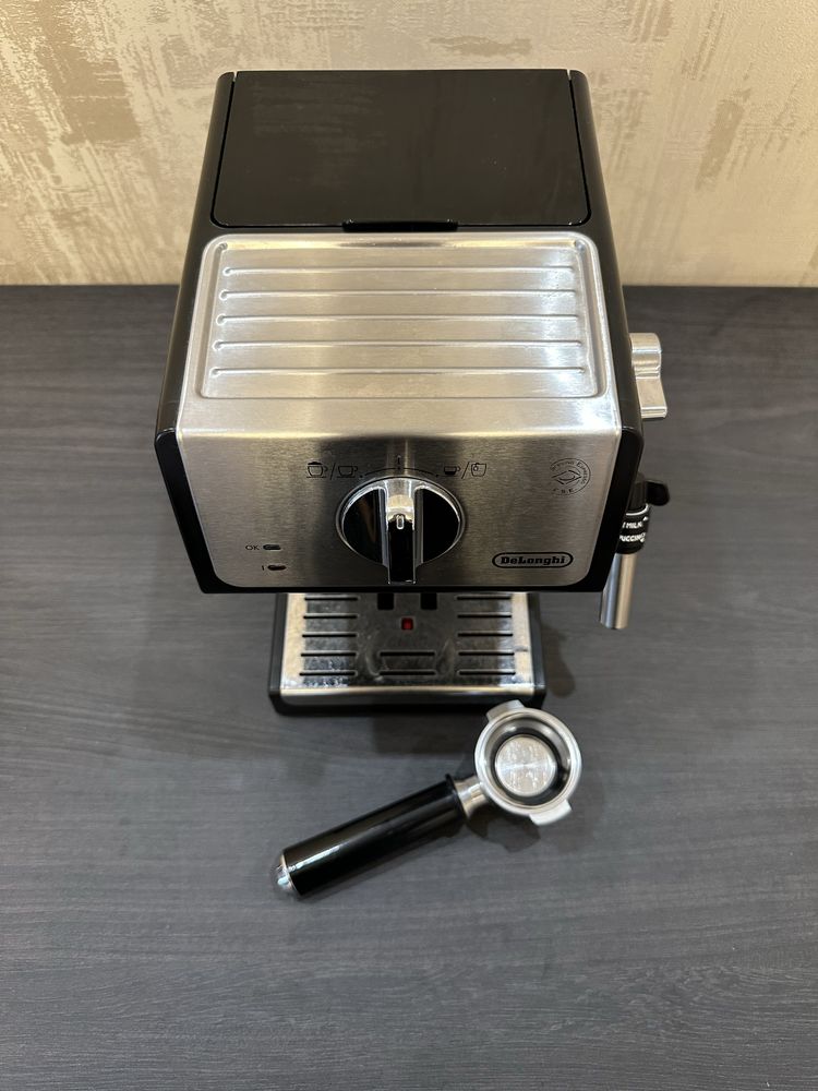 Кавоварка DeLonghi Espresso ECP 35.31 + Пітчер