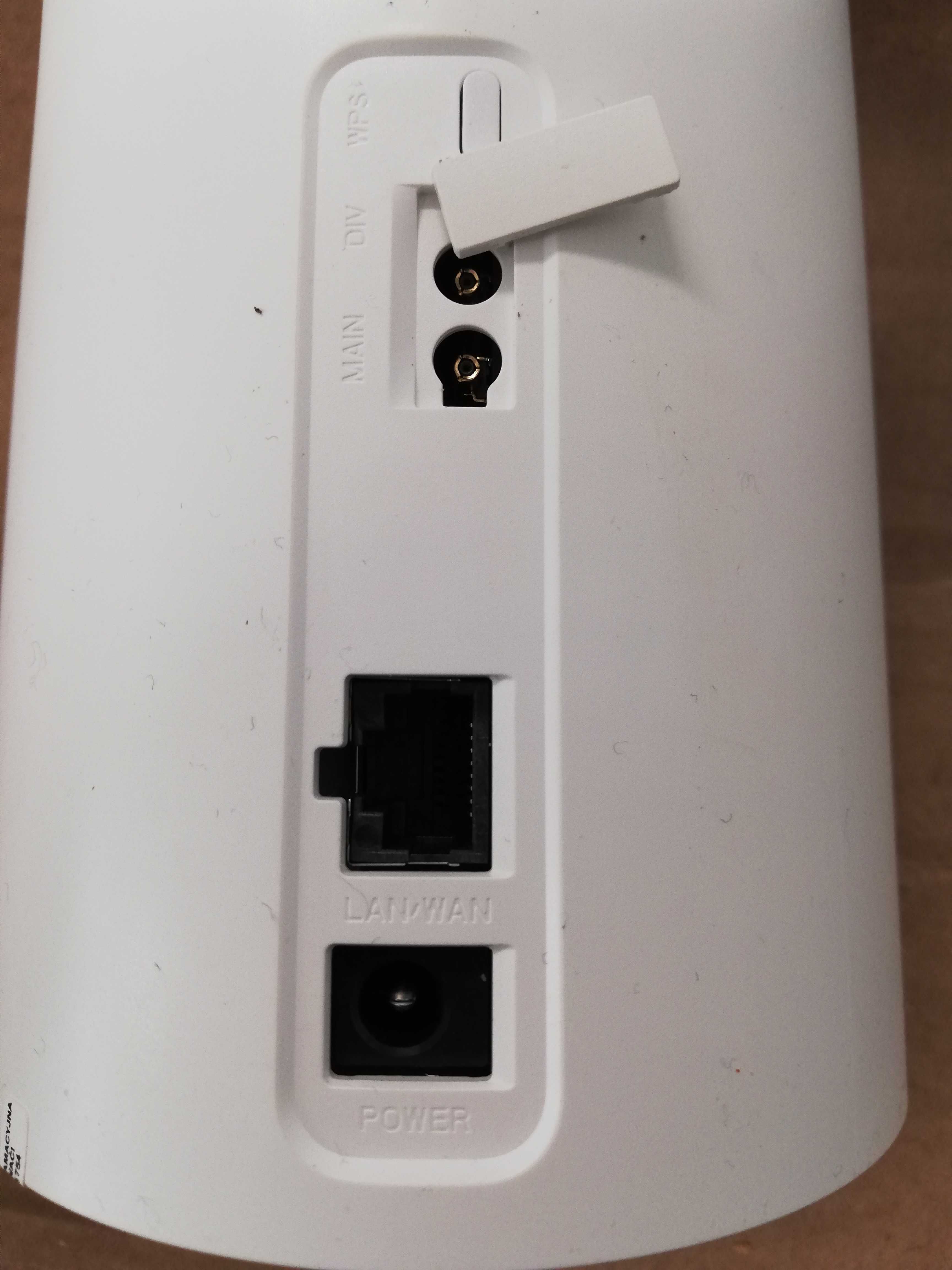 Router LTE/WiFi Alcatel Link HUB 4G LTE (Model HH71V1)