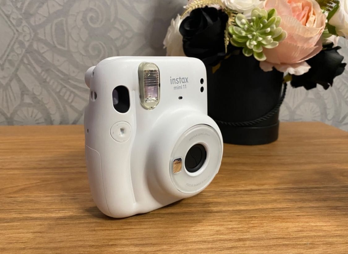 Instax Mini 11 + etui