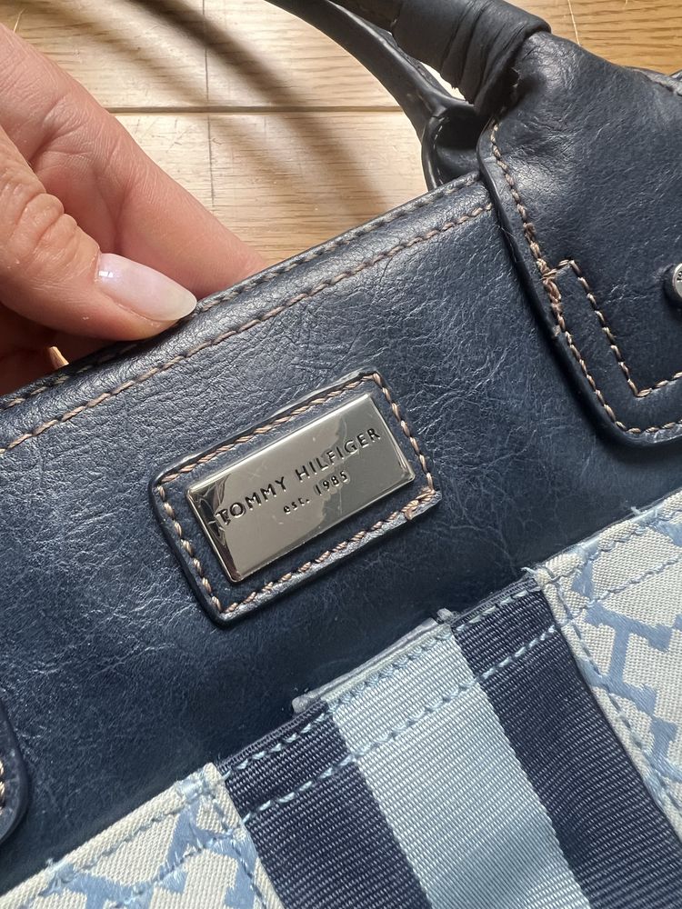 Duża torba shopper torebka z uszami granatowa Tommy Hilfiger