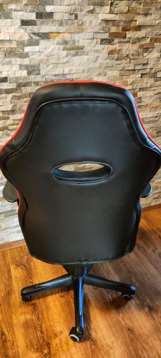 Fotel gamingowy ,biurowy Signal Racing,, wygodny,