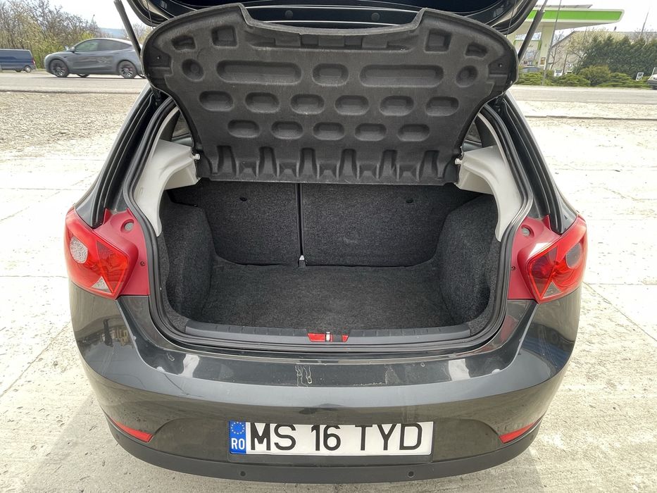 Seat Ibiza ( 2012 ) ( IDEAL )