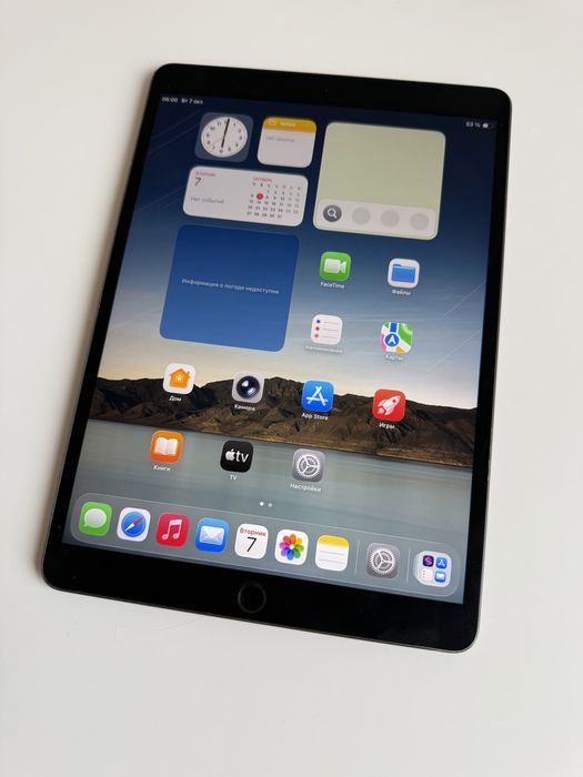 Планшет iPad Air 3 64Gb