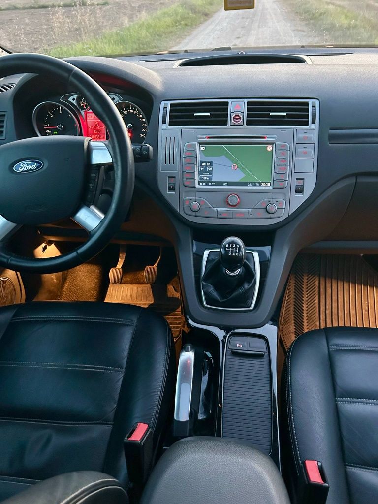 ford kuga 2.0 TDCI TitaniumS