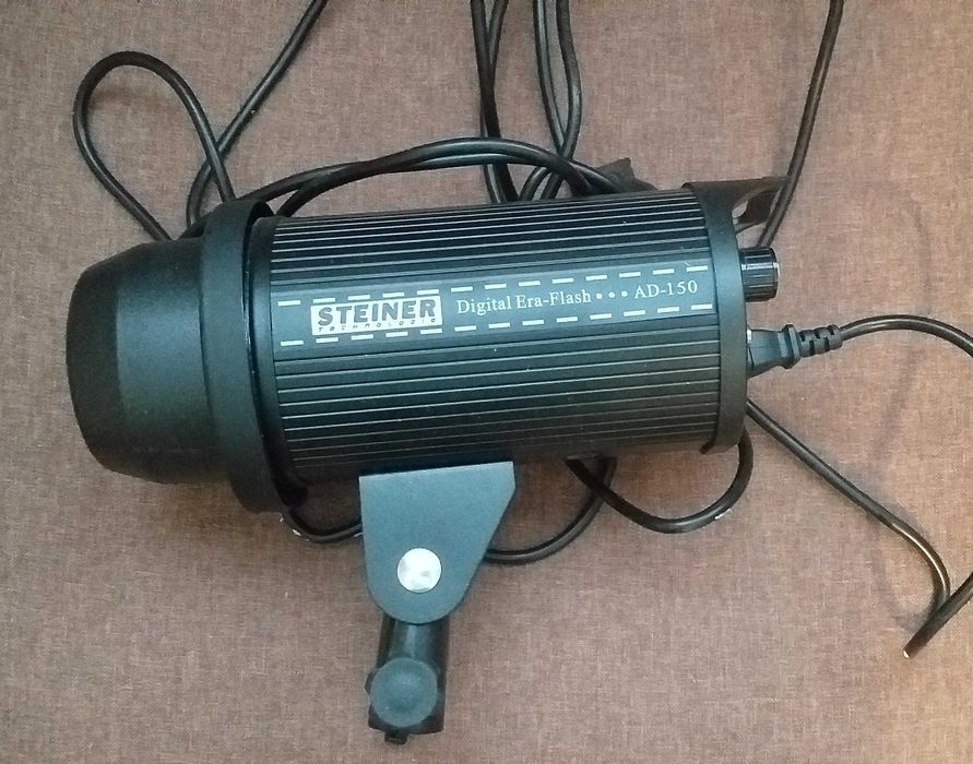 Lampa studyjna Steiner AD-150