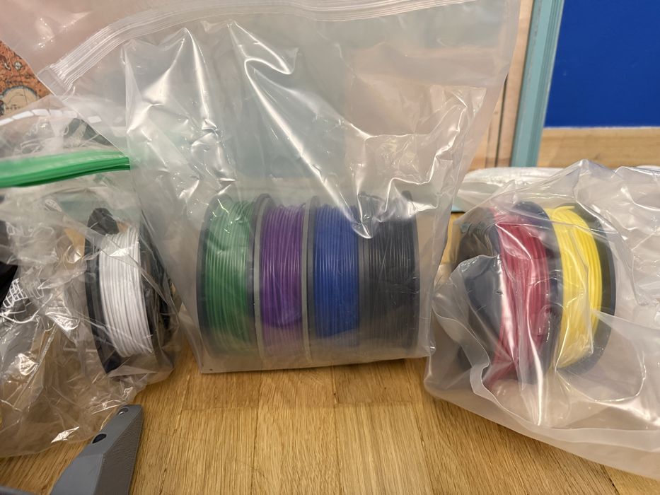 3D-принтер Ender 3 v1 з модифікаціями і бонусами