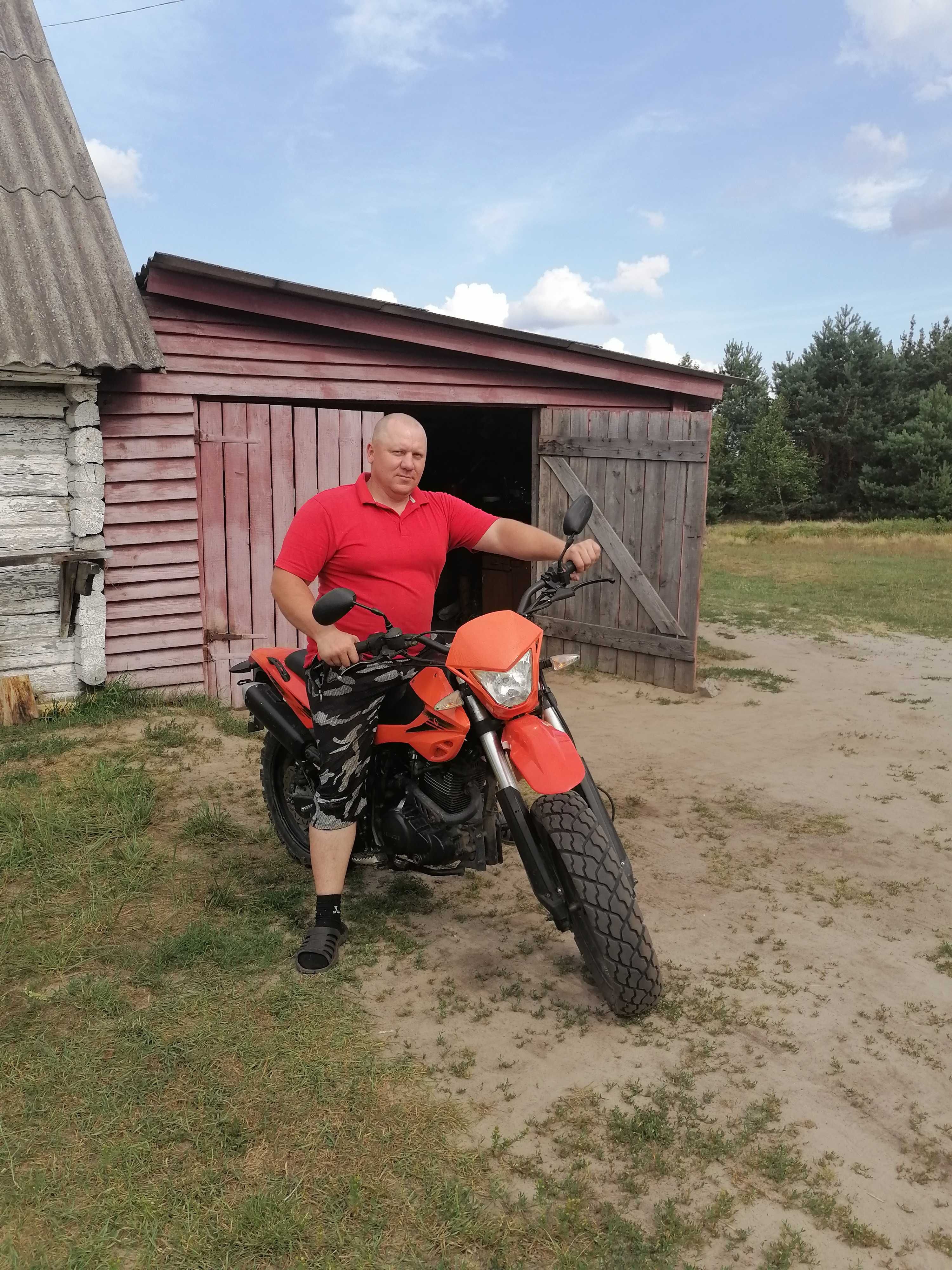 Лонсин рейнжер 200куб.7000    800,Дол.
 пробег