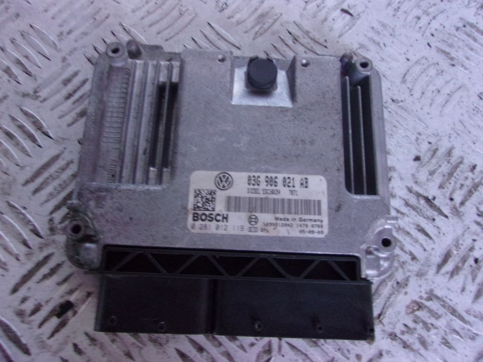 STEROWNIK KOMPUTER VW PASSAT B6 03g906021ab