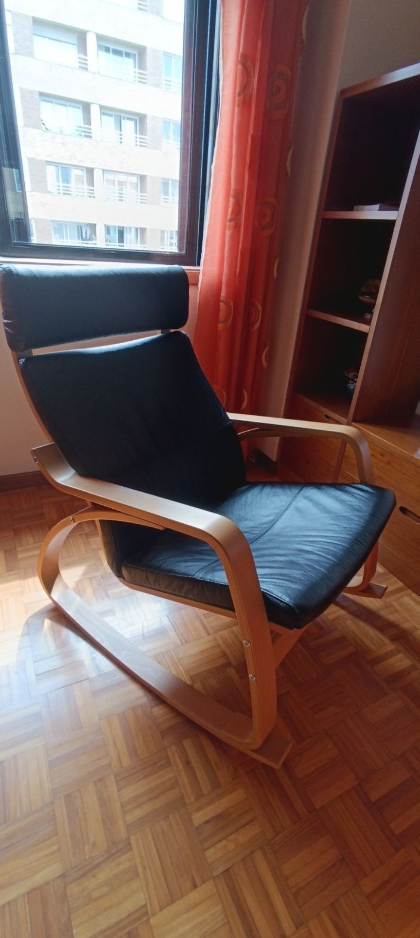 Cadeirão Baloiço POANG IKEA