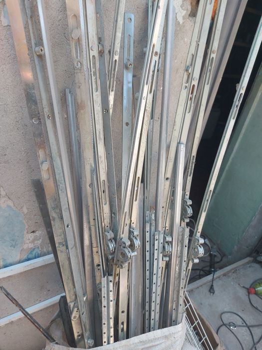 Фурнитура для ПВХ окон, резина, фрезы.